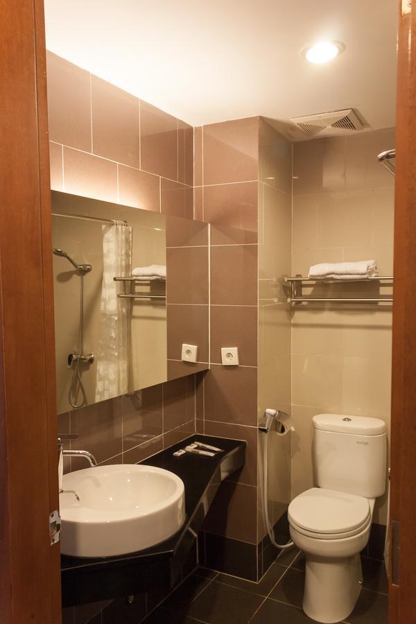 Griya Regato Hotel Giacarta Esterno foto